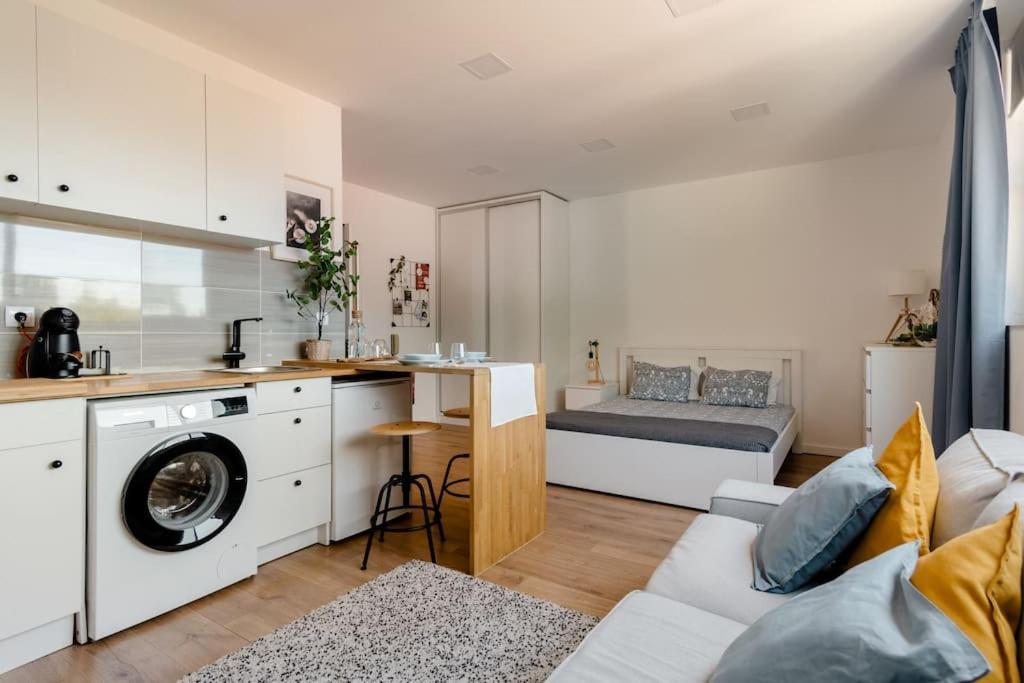 Stylish And Elegant Studio - Best View And Location In Coimbra Downton Buitenkant foto